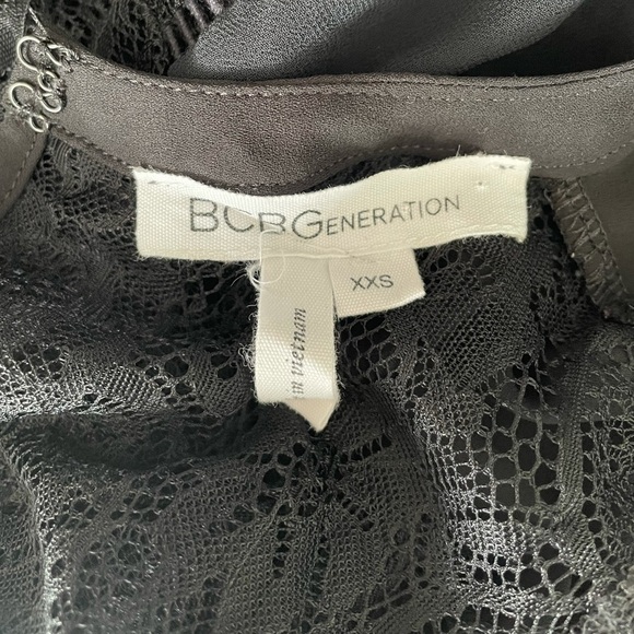 BCBGeneration Black Back Lace Sleeveless Top - Picture 7 of 7